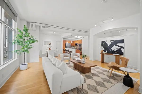 1901 Post Oak Boulevard #204, Houston, TX 77056