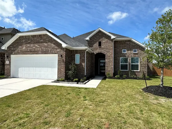 2502 Shallow Lake Drive, Iowa Colony, TX 77583