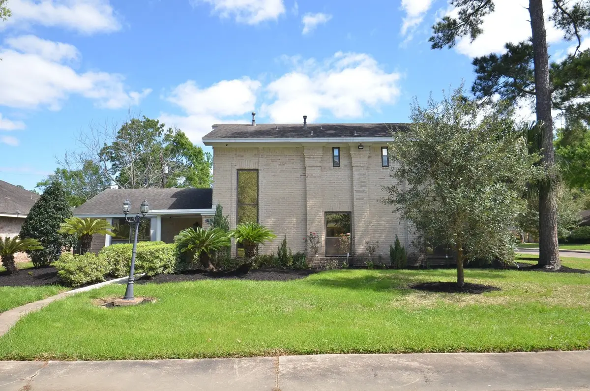 2711 Williamsburg Drive, Dickinson, TX 77539 - #1