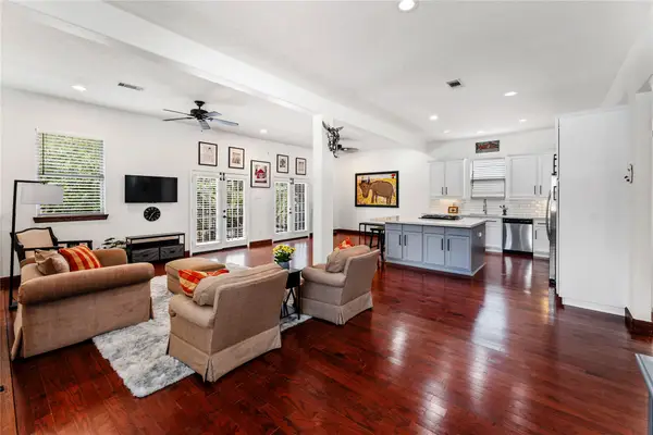 415 W 8th Street, Houston, TX 77007