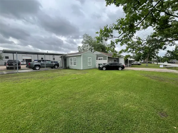 2836 Cochran Street, Houston, TX 77009