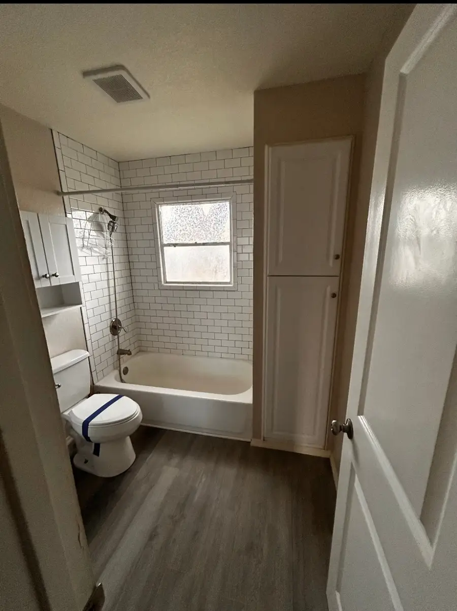 214 Gulf Drive, West Columbia, TX 77486 - Image #2