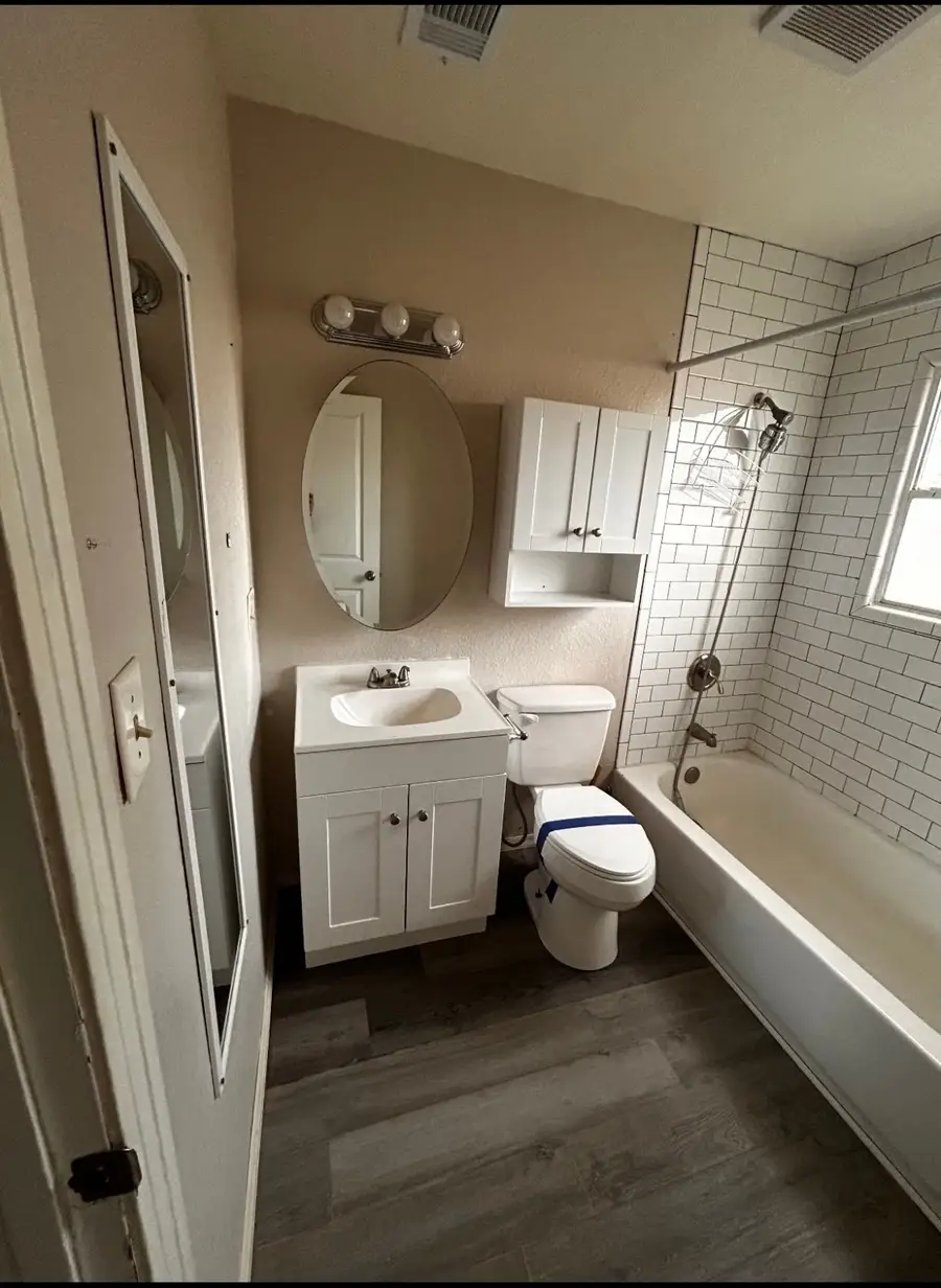 214 Gulf Drive, West Columbia, TX 77486 - Image #3