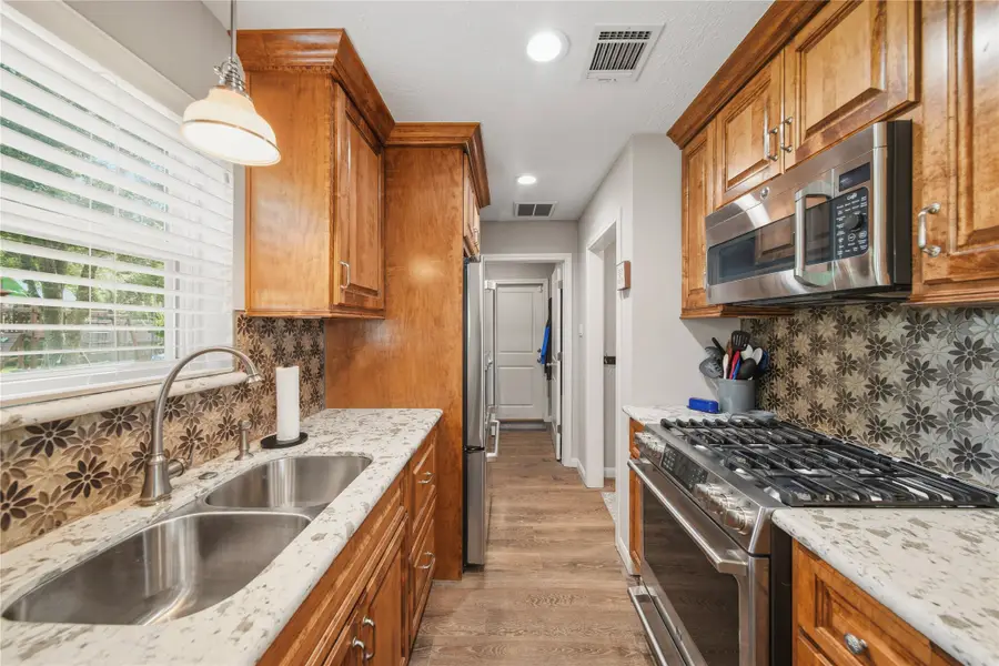 15714 Wandering Trail, Friendswood, TX 77546 - #2