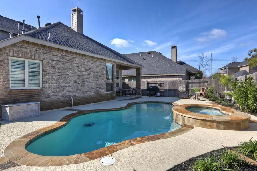 8111 Little Scarlet Street, Conroe, TX 77385 - Image #2