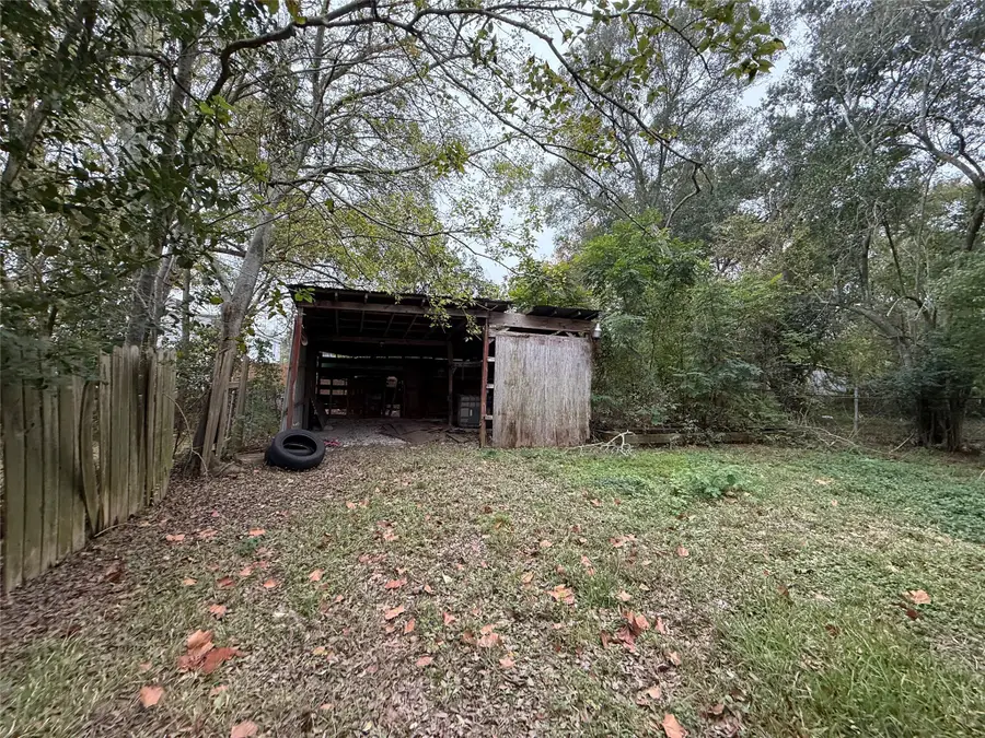 525 Church Street, Beaumont, TX 77705 - #2