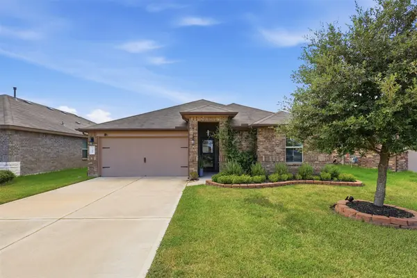 710 Desert Pea Lane, Rosharon, TX 77583