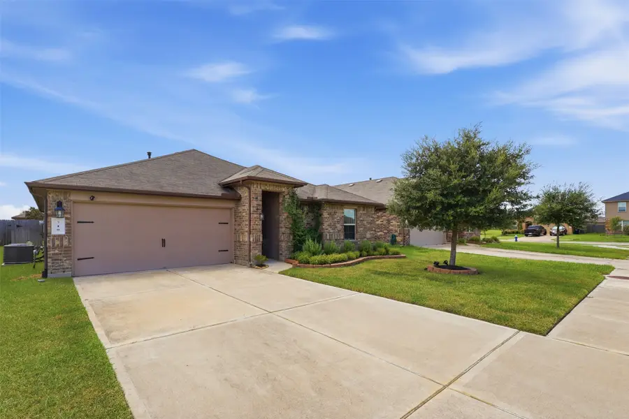 710 Desert Pea Lane, Rosharon, TX 77583 - #2