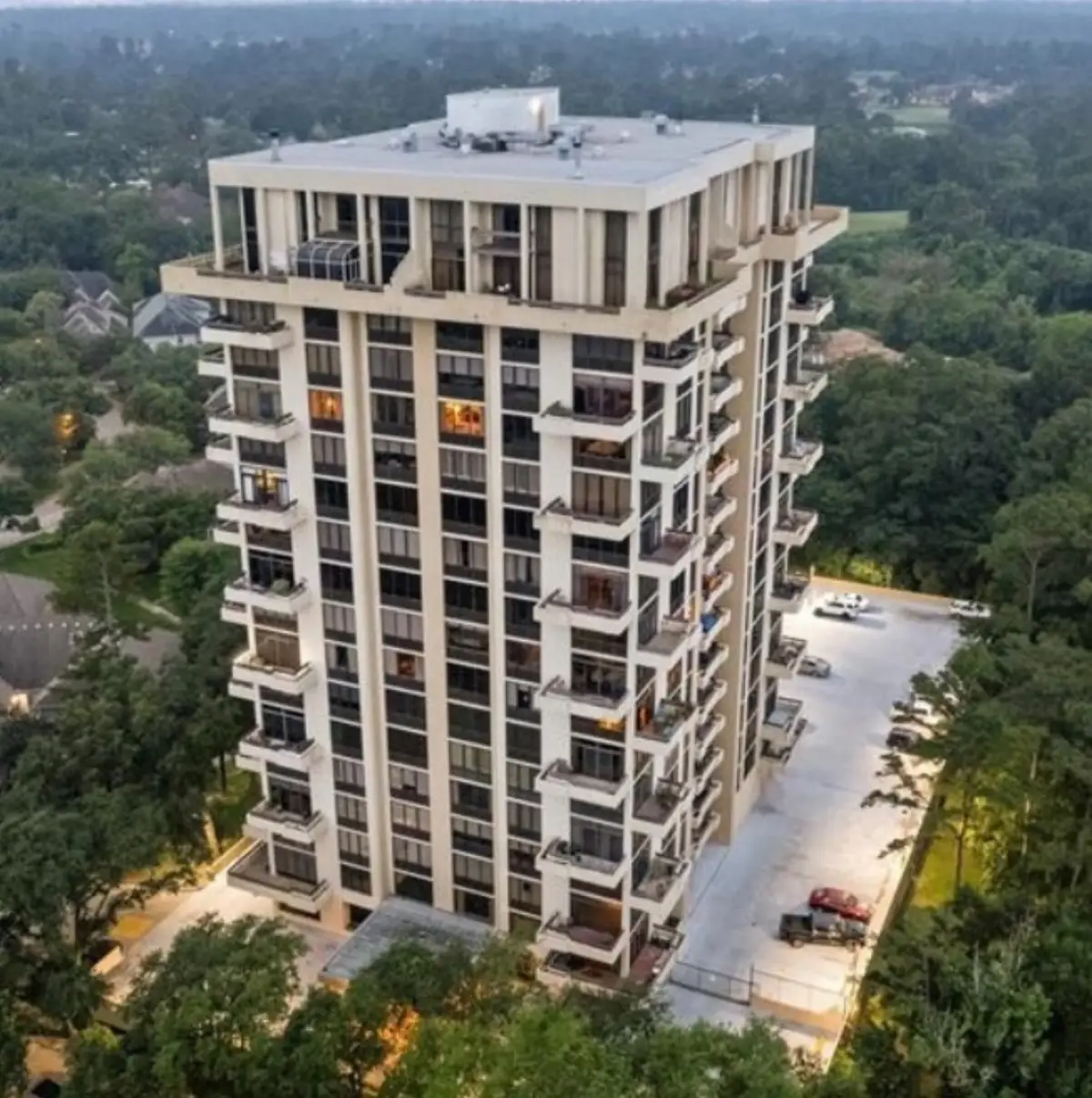14655 E Champion Forest Drive E #1402, Houston, TX 77069 - Image #1