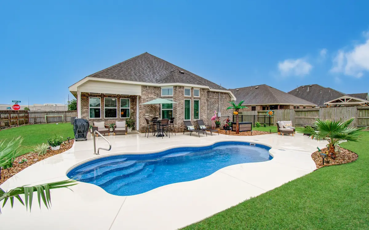 9115 Regan Way, Monterey Belvieu, TX 77523 - #1