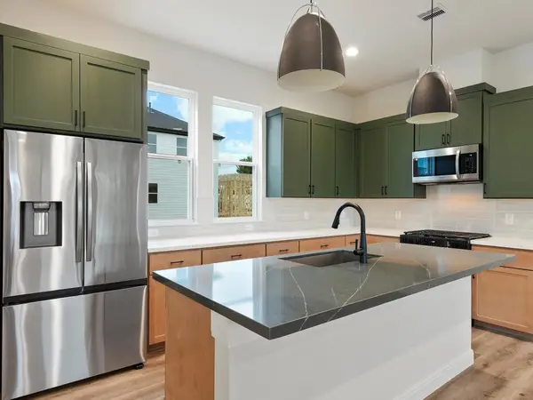 4830 Pinemont Drive, Houston, TX 77091