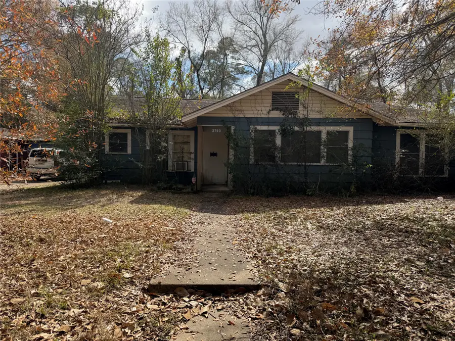 2740 Lakeview Circle, Beaumont, TX 77703 - Image #2