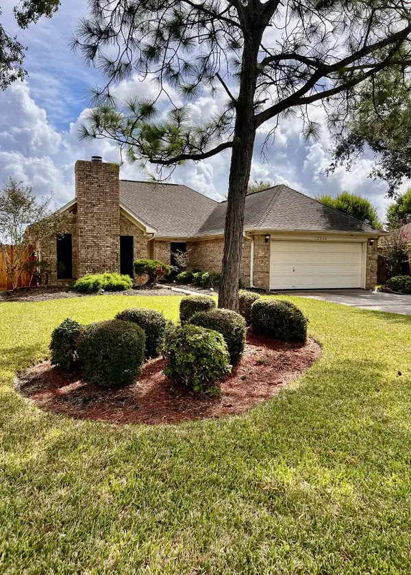 2506 18th Street N, Texas City, TX 77590