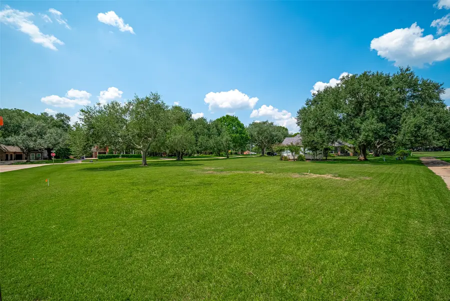 5319 Waterbeck Street, Weston Lakes, TX 77441 - Image #3