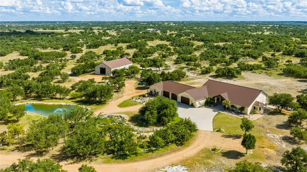 11271 Us Hwy 290, Harper, TX 78631