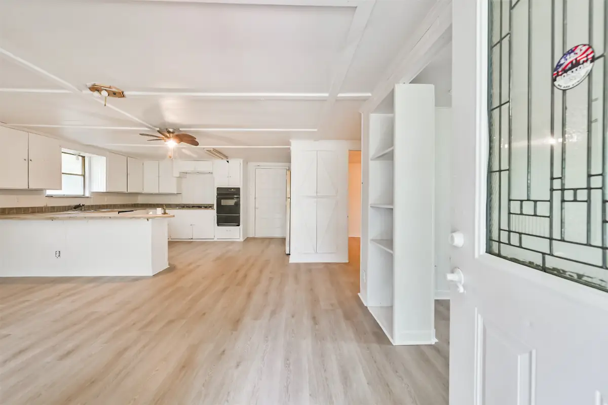 107 Donna Lane, Bacliff, TX 77518 - #1