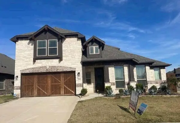 2700 Richard Street, Burleson, TX 76028