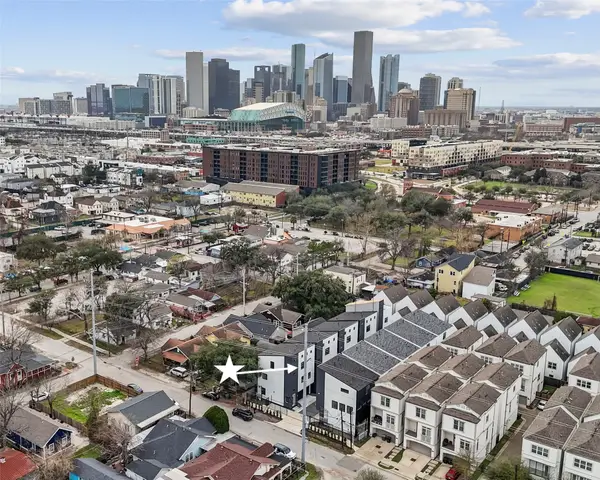 321 N Nagle Street, Houston, TX 77003