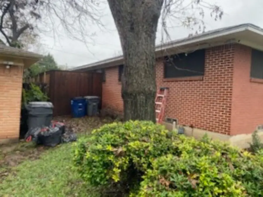 1114 E Five Mile Parkway, Dallas, TX 75216 - Image #2