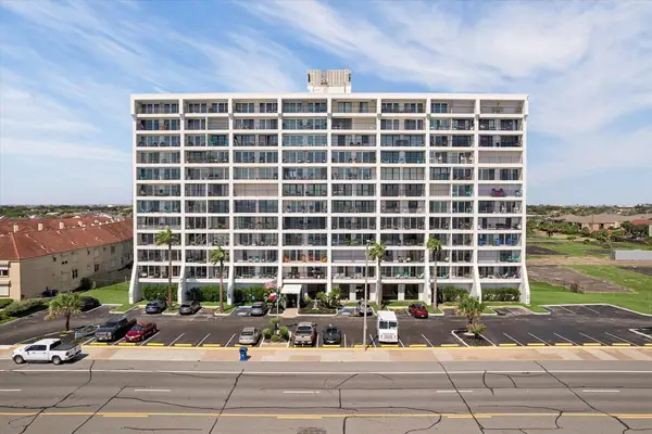 7310 Seawall Boulevard #402, Galveston, TX 77551