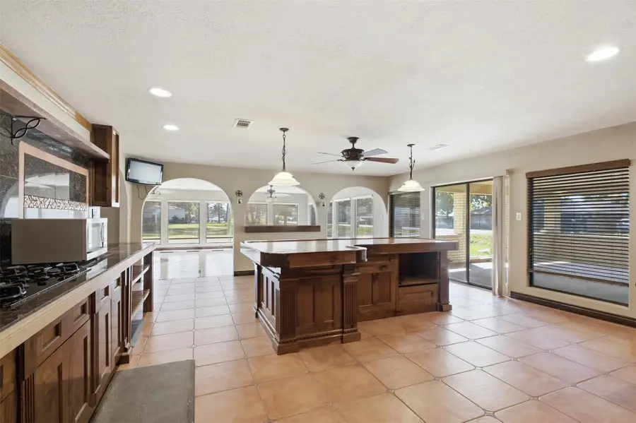5902 Mccullough Street, Baytown, TX 77521 - #3