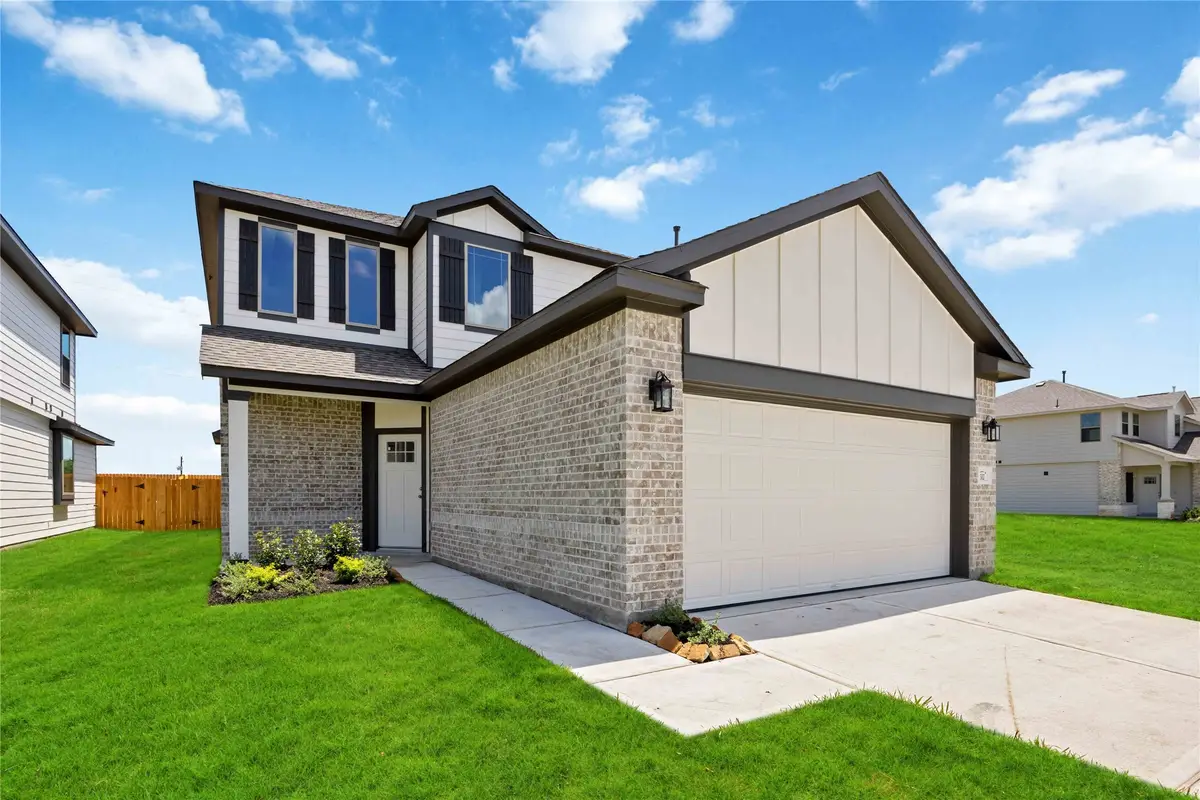 502 Tejas Village Parkway, Beasley, TX 77417 - Image #1