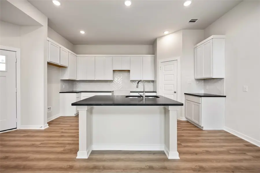 502 Tejas Village Parkway, Beasley, TX 77417 - Image #3