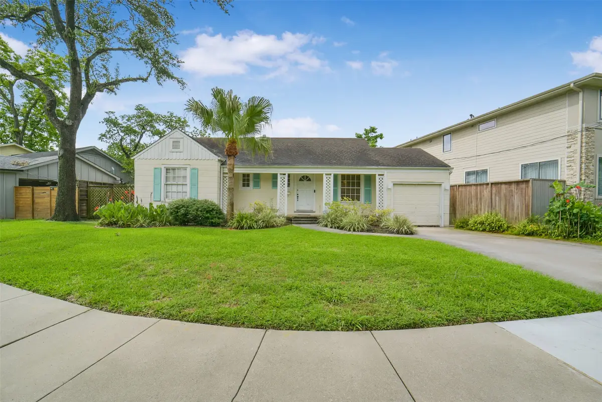 4203 S Judson, Houston, TX 77005 - #1