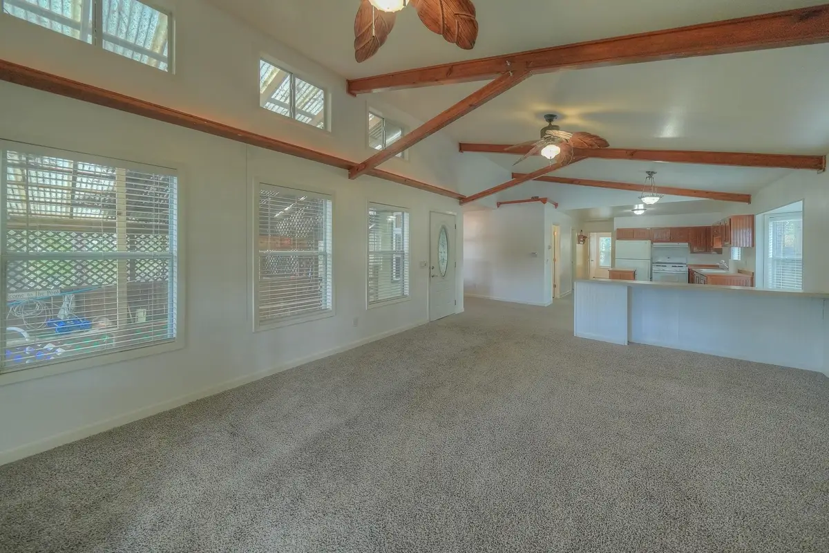 96 N Lakeside Drive, Huntsville, TX 77320 - Image #1