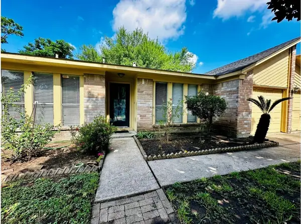 13915 Elkwood Drive, Houston, TX 77038