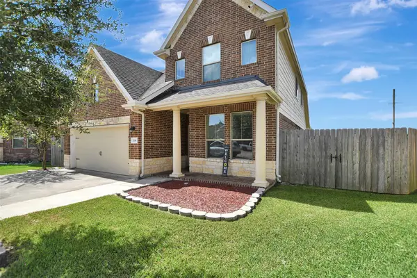306 American Black Bear Drive, Crosby, TX 77532