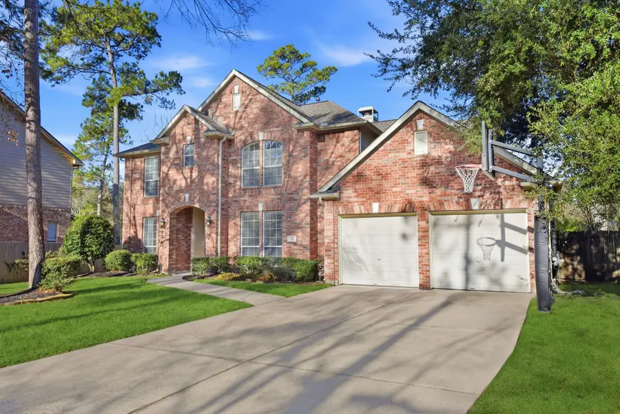 11 Barlow Court, The Woodlands, TX 77382 - Image #3