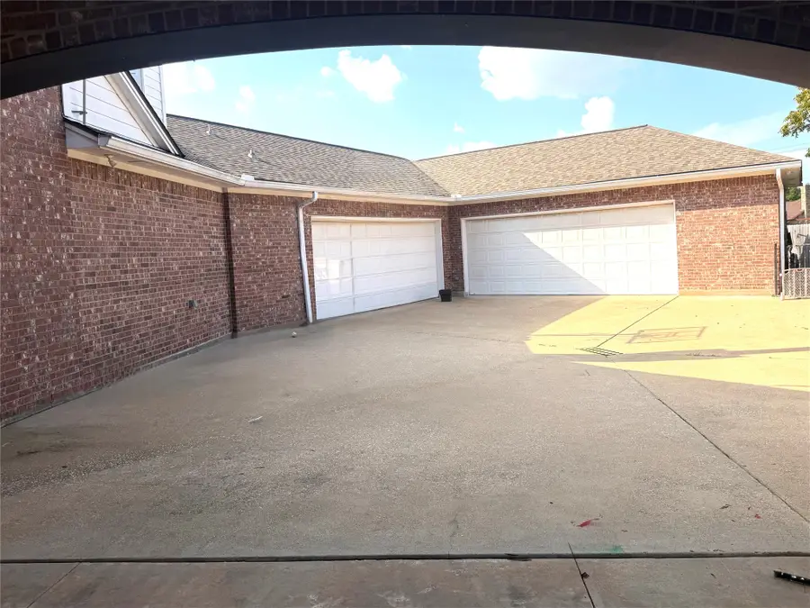 6815 Cedar Point Drive, Pasadena, TX 77505 - #3