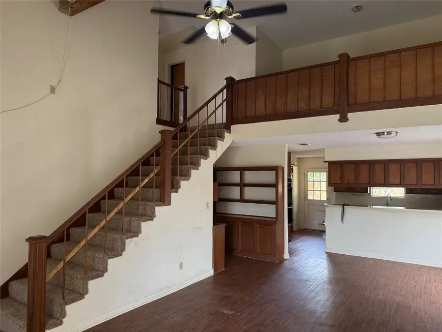 921 S 6th Street, La Porte, TX 77571 - Image #3