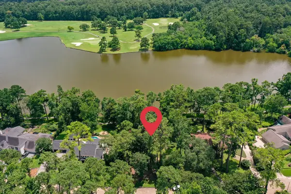 10 Shorelake Drive, Kingwood, TX 77339