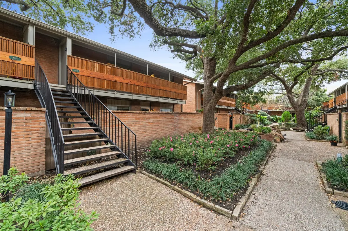 3924 W Alabama Street #4, Houston, TX 77027 - Image #1