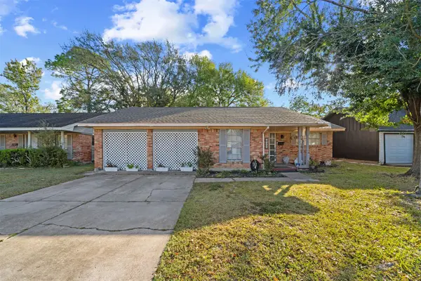 2711 Mulberry Lane, Pasadena, TX 77502