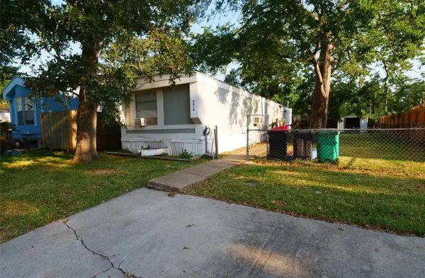 9810 Cedar Branch Drive, Baytown, TX 77521