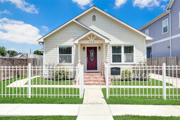 608 Jewett Street, Houston, TX 77009