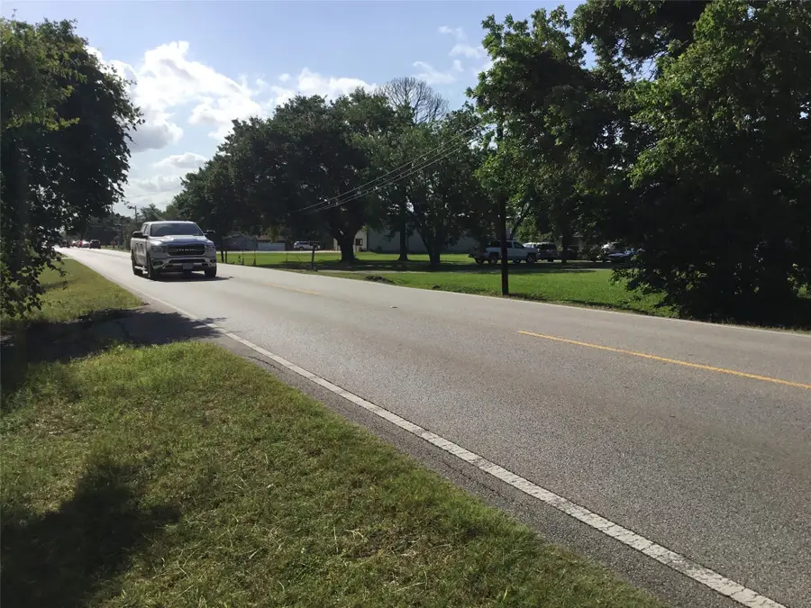 1635 W Cedar Bayou Lynchburg Road, Baytown, TX 77521 - #2