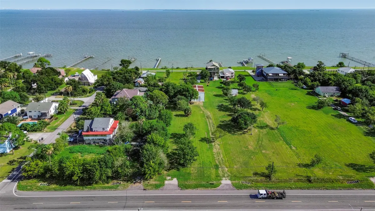 2480 E East Bayshore Drive, San Leon, TX 77539 - #1
