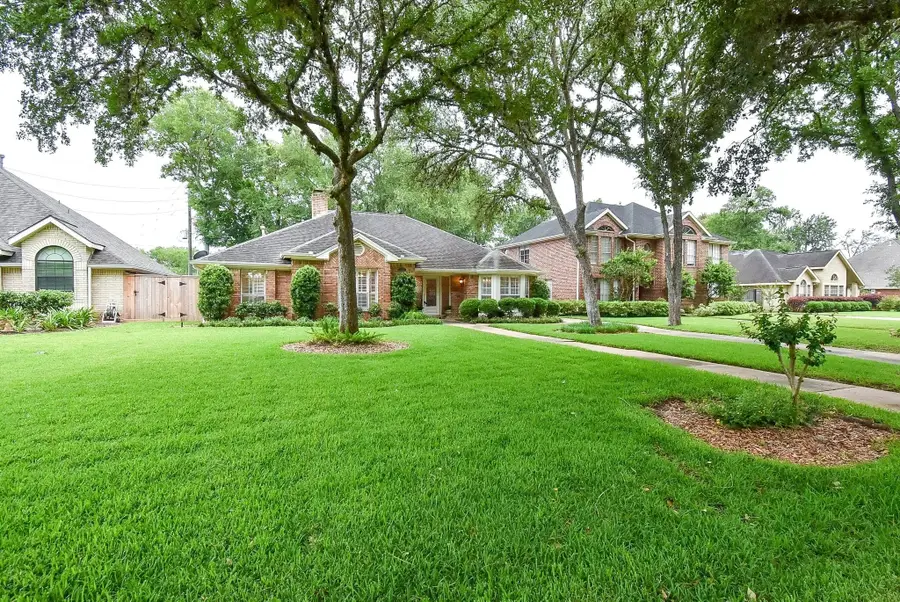 3542 Mesquite Drive, Sugar Land, TX 77479 - #2