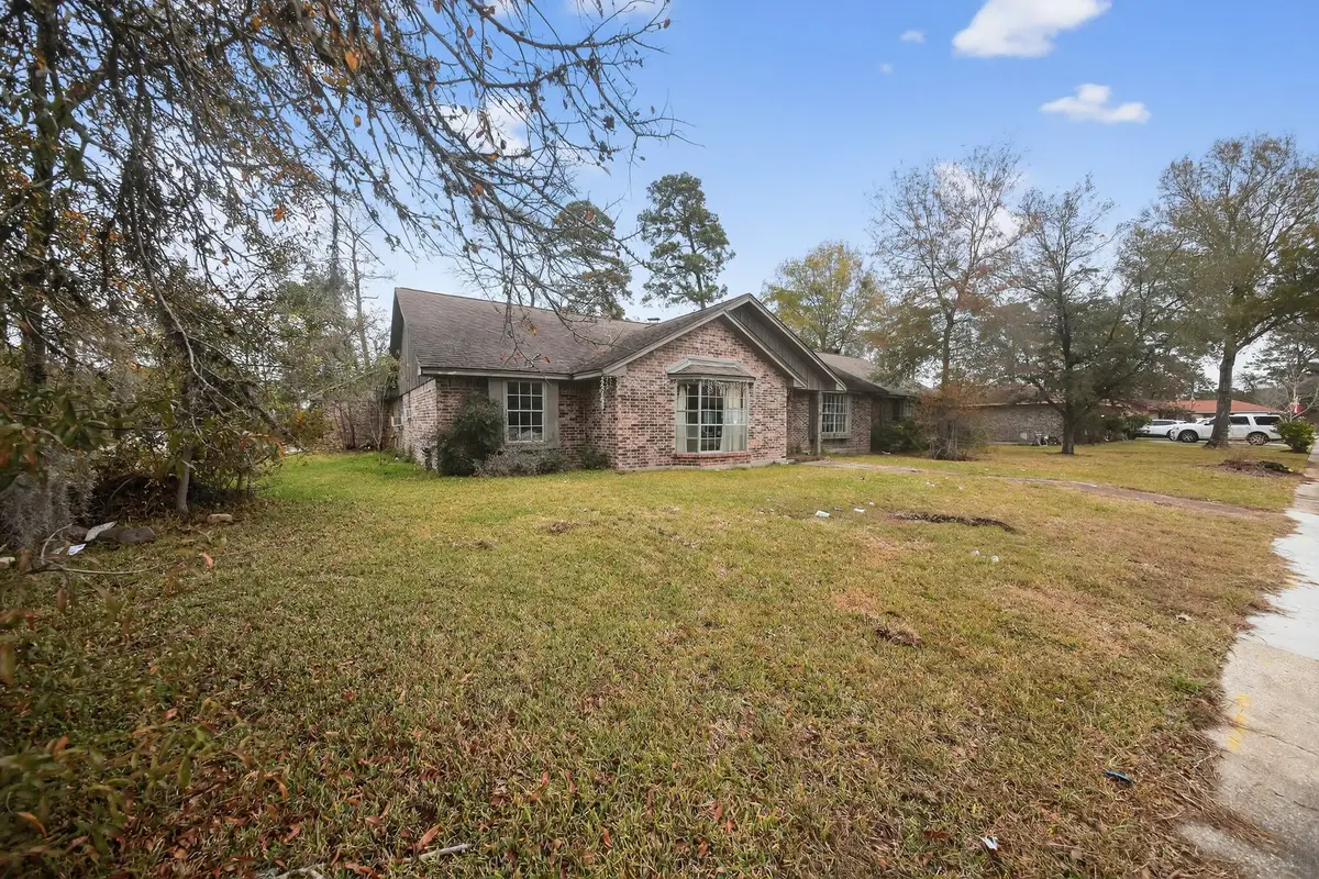 3300 Knight Lane, Baytown, TX 77521 - Image #1