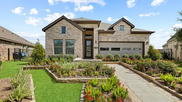 319 Big Pine Trail, Rosenberg, TX 77471