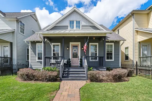 8726 Kempwood Drive, Houston, TX 77080