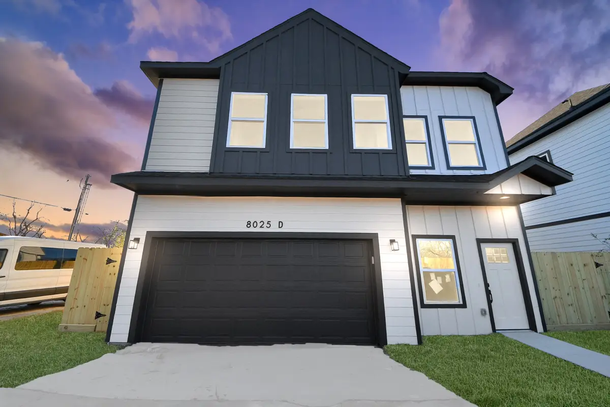 8025 Peachtree Street #D, Houston, TX 77016 - Image #1