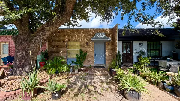 1405 Shadowdale Drive #12, Houston, TX 77043