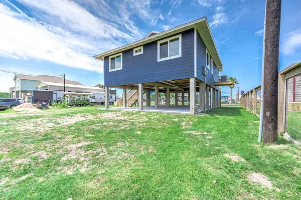 26778 Fm 457, Sargent, TX 77414