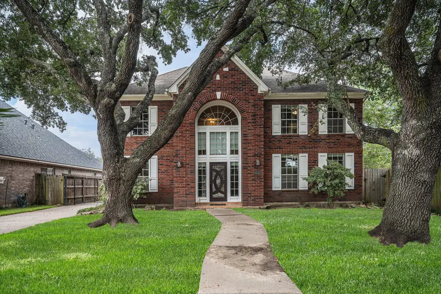 4712 Broadmoor Drive, League City, TX 77573 - Image #2