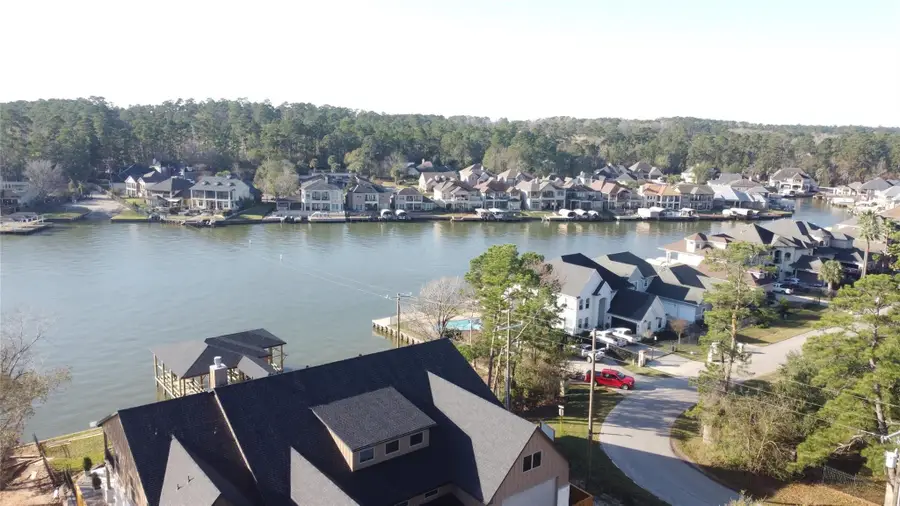 16716 Falcon Point Drive, Montgomery, TX 77356 - Image #3